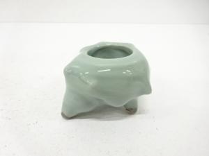 青磁　サザエ　蓋置